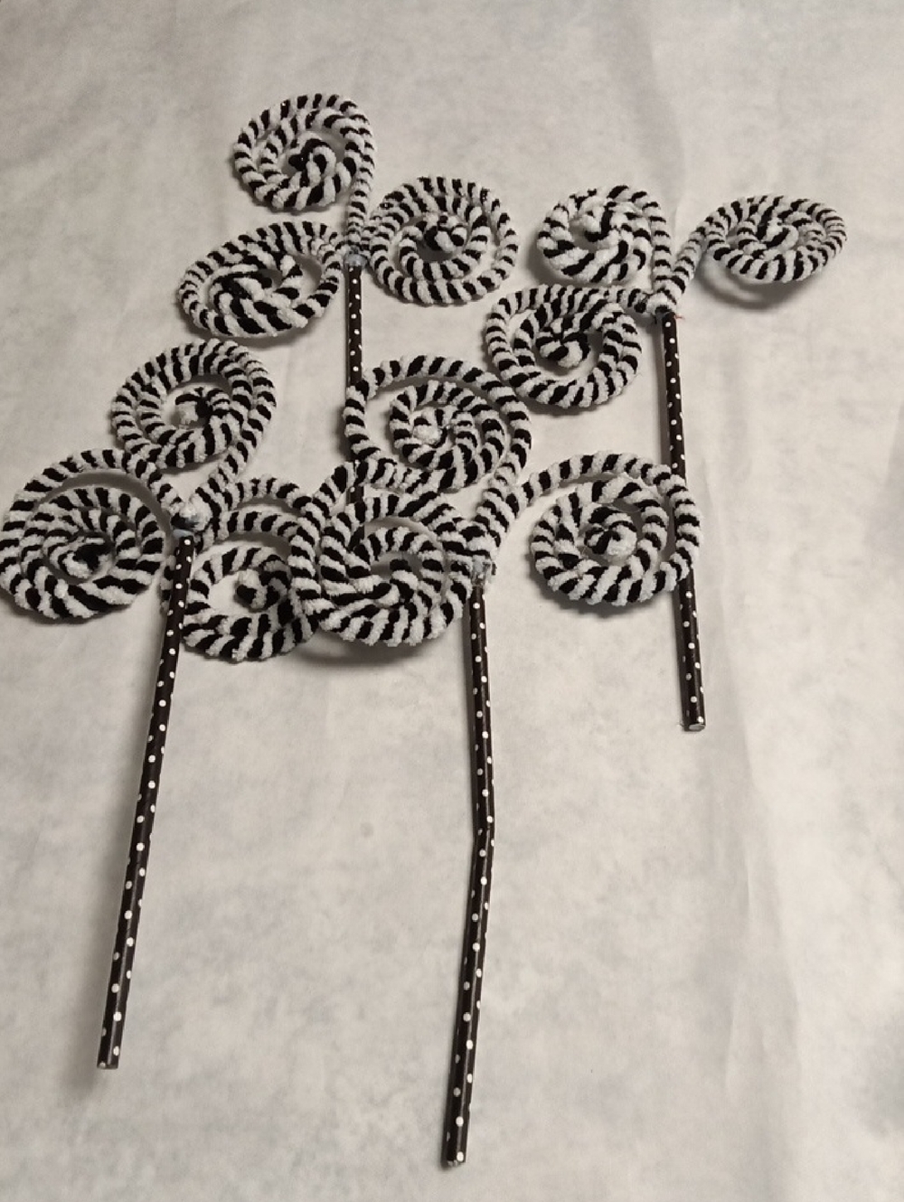 Set Of 4 Hand Crafted Black and White Spiral Floral Stems